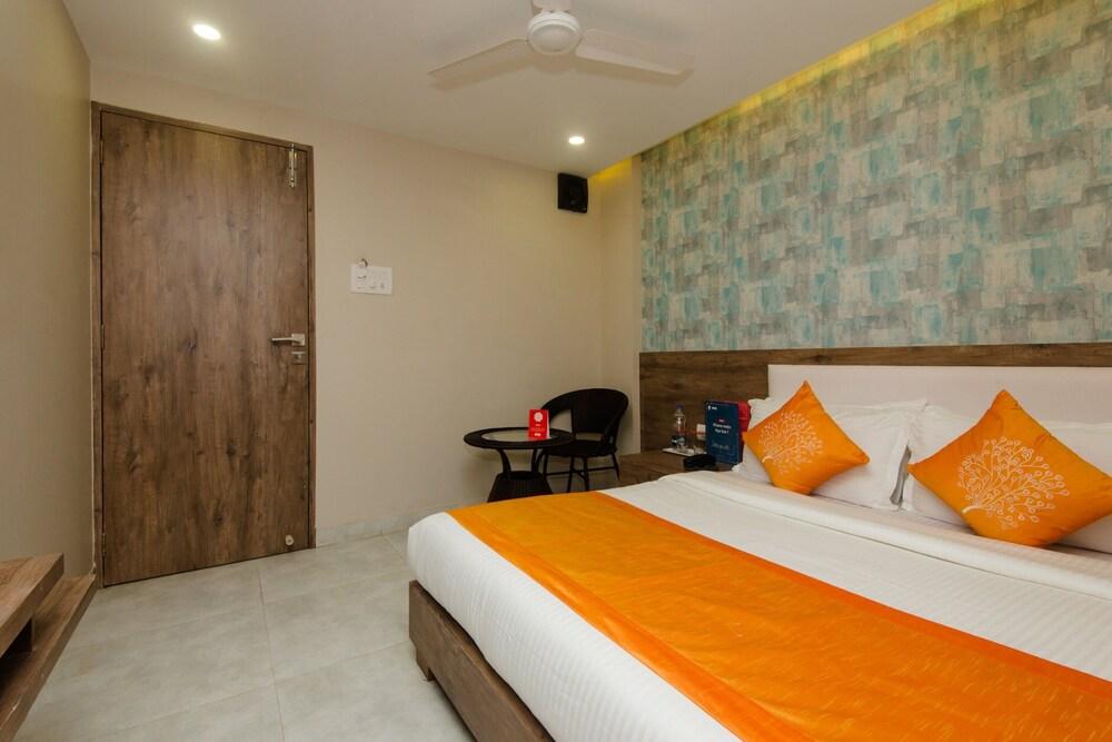 OYO 10006 Hotel Blue Bay