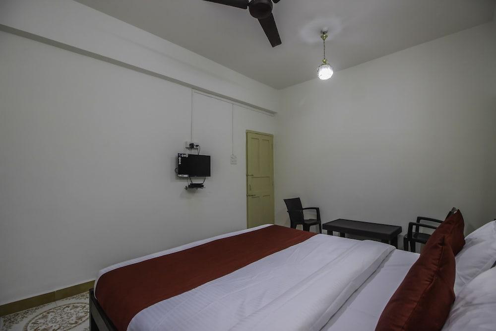 OYO 10791 Home Elegant Studio Candolim Beach