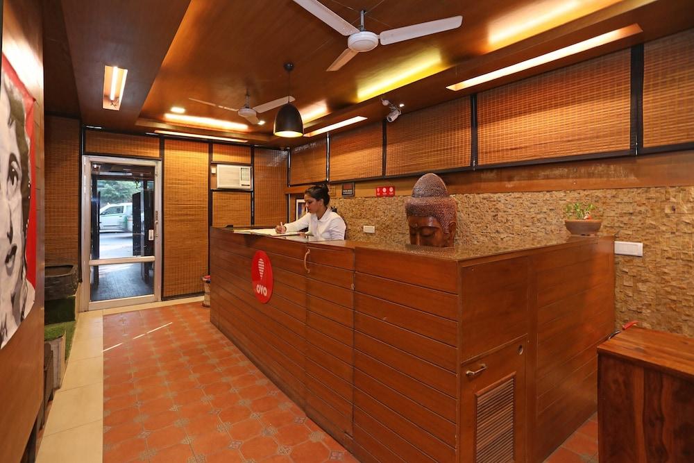 OYO 1219 Hamilton Hotel