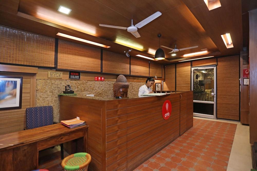 OYO 1219 Hamilton Hotel