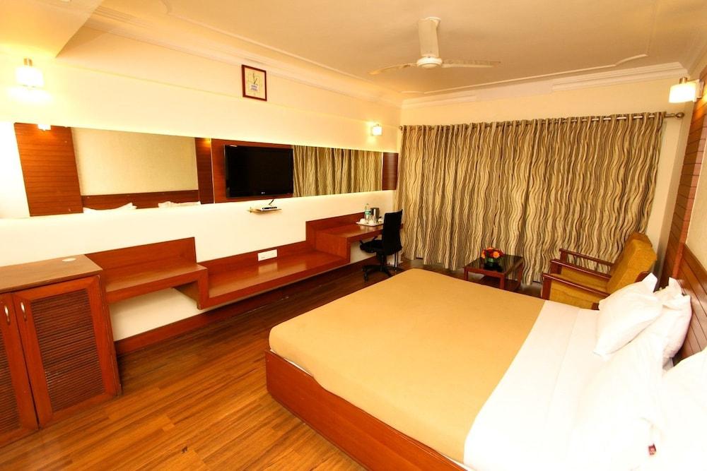 Hotel Ballal Residency