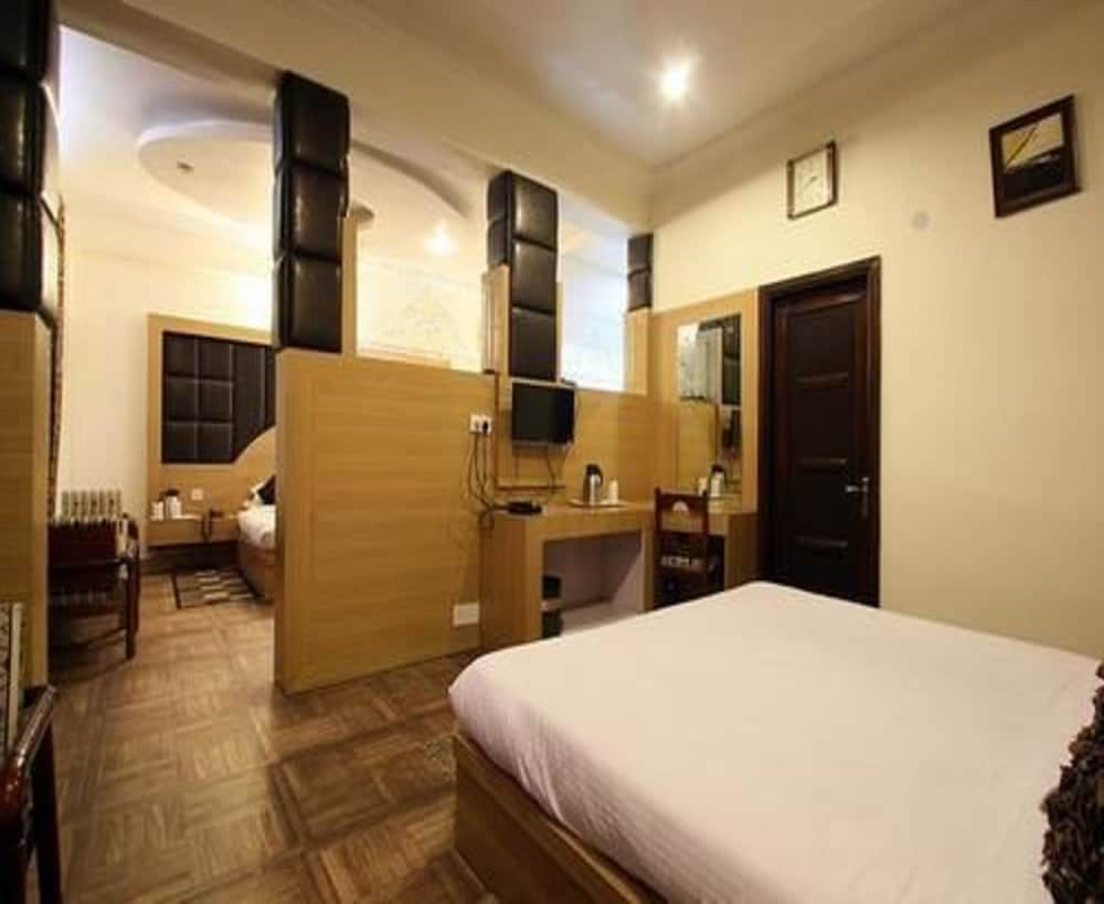 Hotel Mountview International