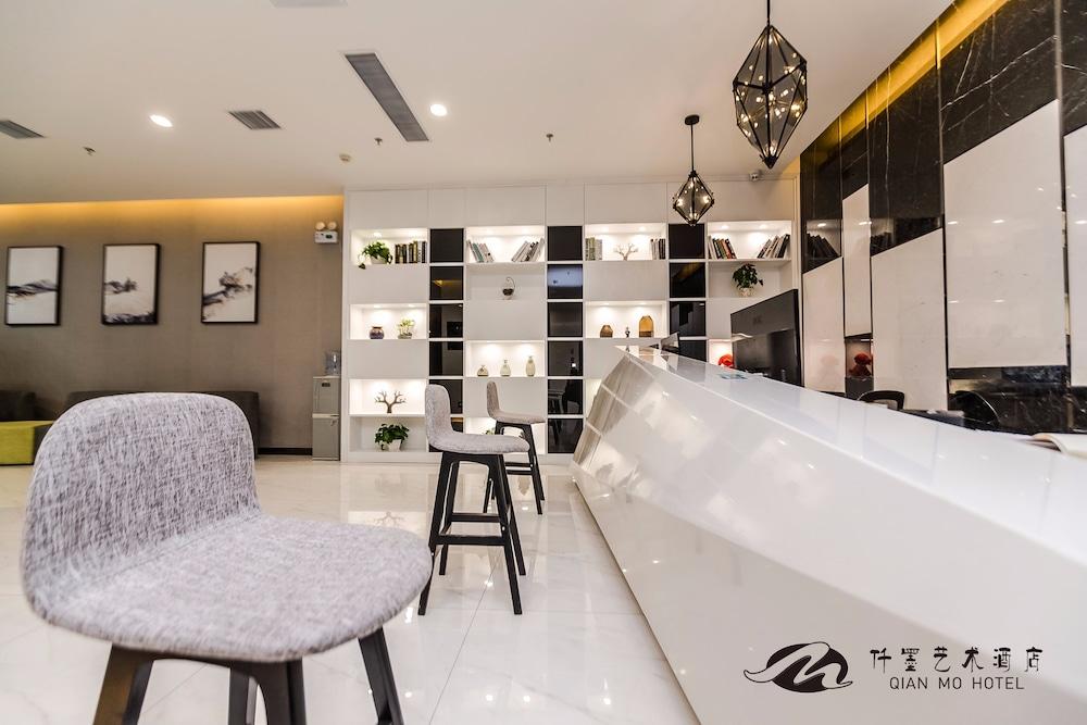 Qianmo Art Hotel