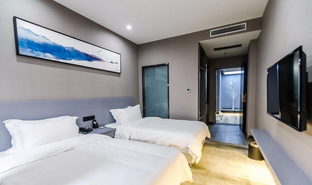 Qianmo Art Hotel