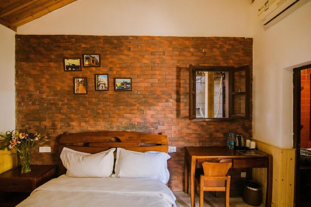 Xiamen Blossom Resort