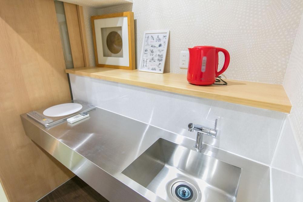 GUESTHOUSE Higasikujyou Yanagi Sitamachi