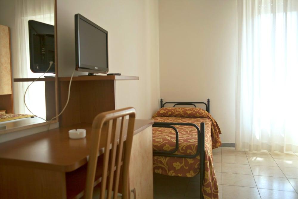 Hotel Cannes Riccione