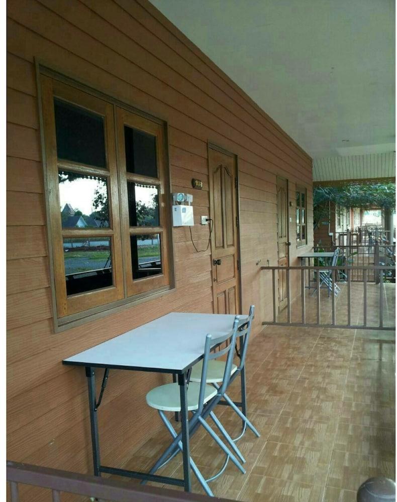 Baan Saranya Khaoyai