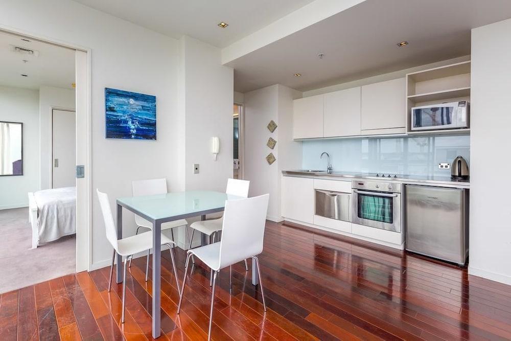 Vibrant Viaduct Harbour