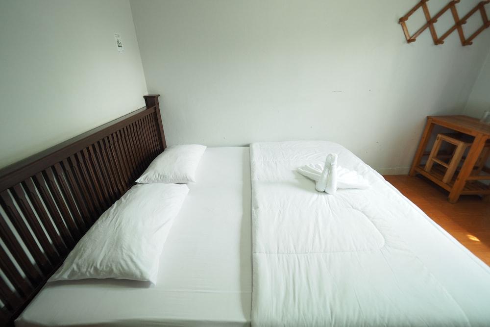 Chuan Chom Guesthouse