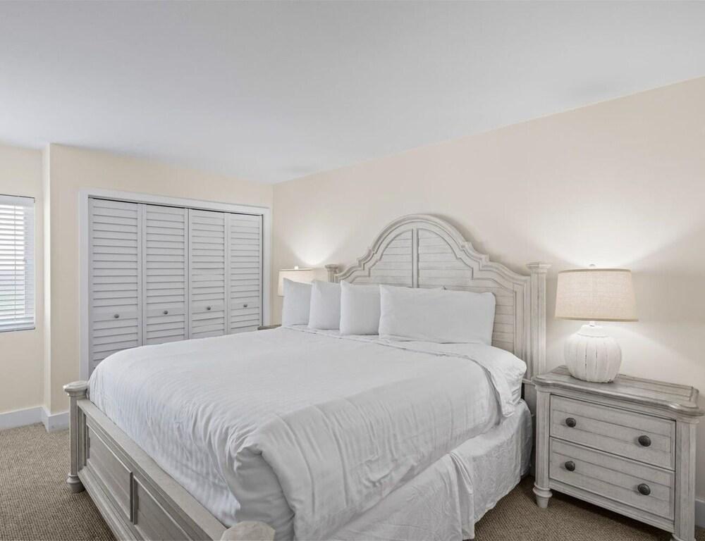 Gulf Shore Condo #605