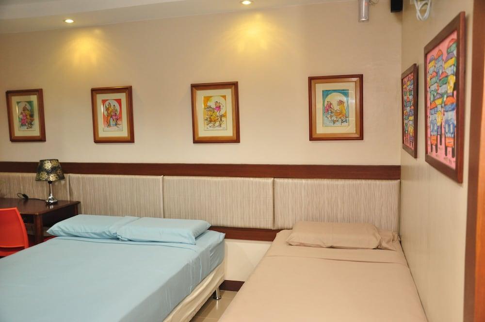 Casa Verde Hotel & Events Center