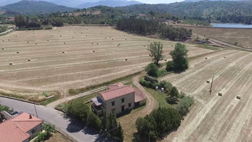 Agriturismo La Petrosa