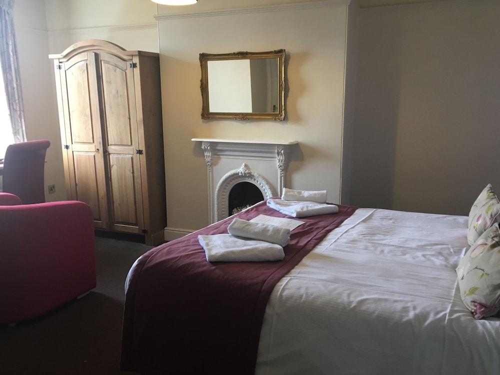 Gillygate Guest House