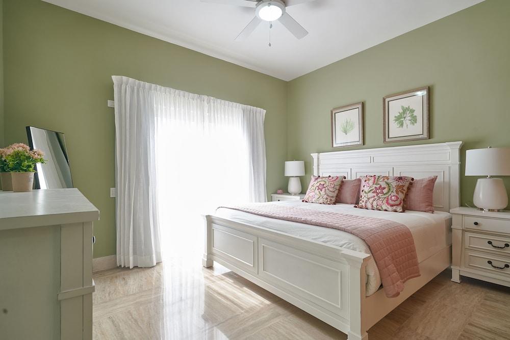 Costa Atlantica Beach Condos