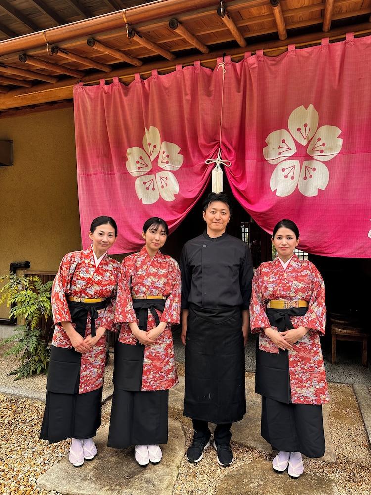 MIYAJIMA BEXTUTEI HATAGOSAKURA
