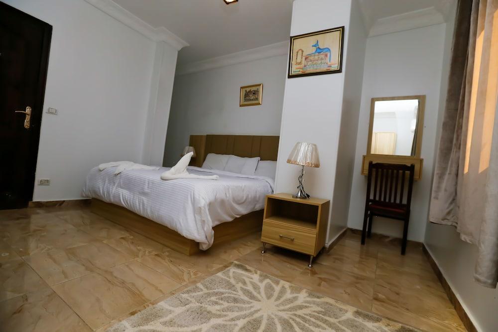 Makadi Pyramids View