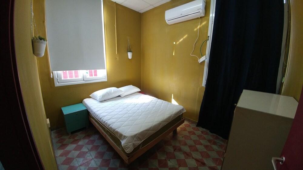 Roger's House Tel Aviv - Hostel