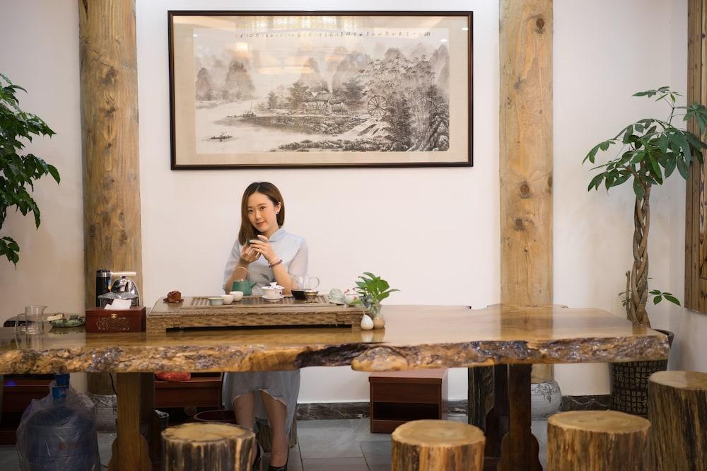 Yangshuo XiangYi Inn