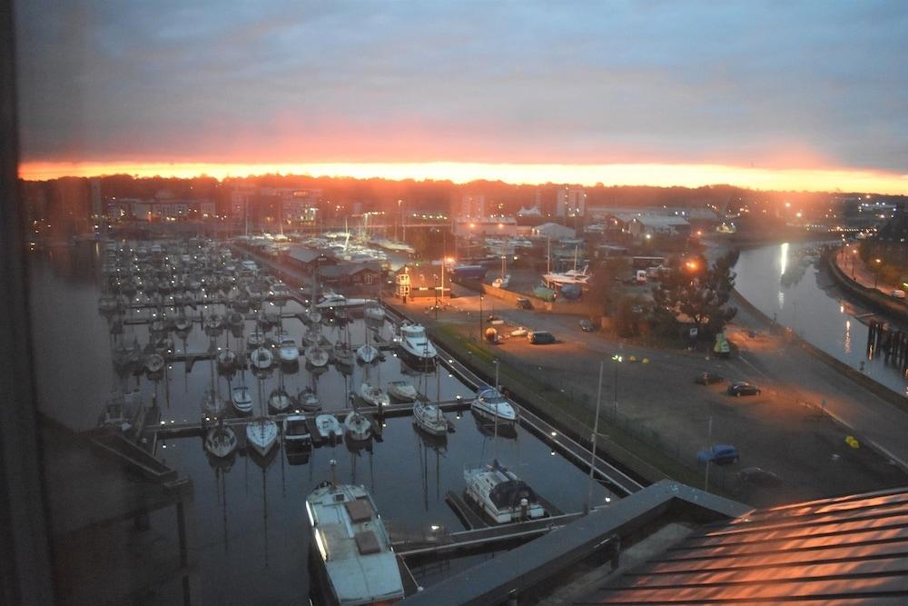 Quayside Apartment Ipswich