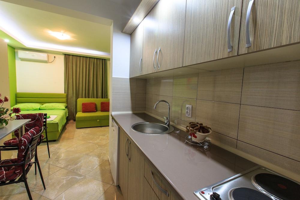 De Lux Apartments Luka