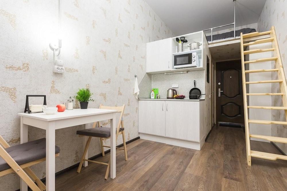 Guests Love Zagorodny 21