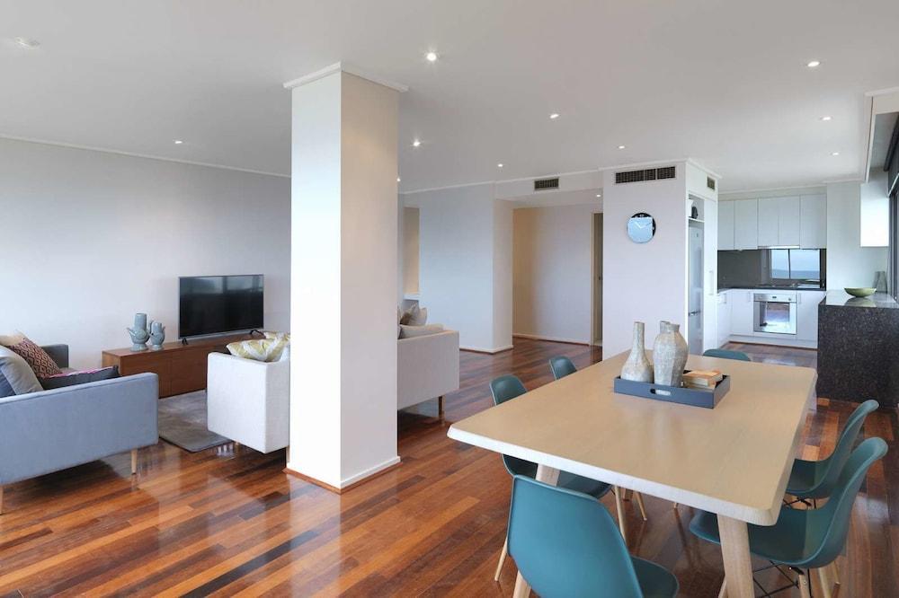 Panoramic Views Across The Bay