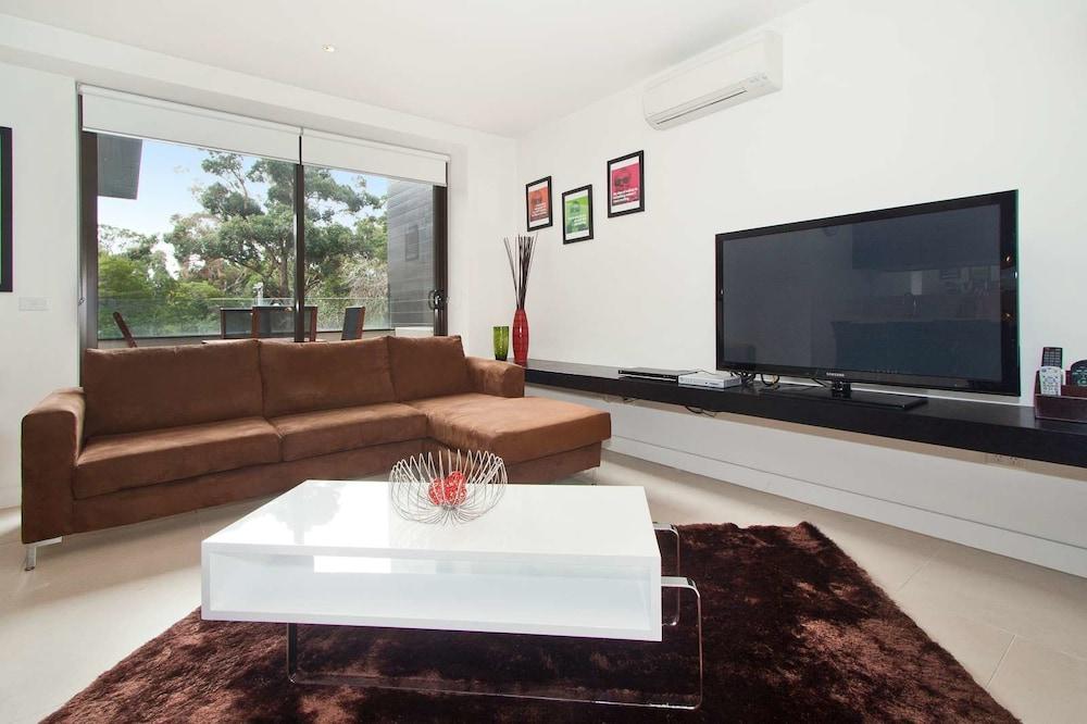 St Kilda Garden Views