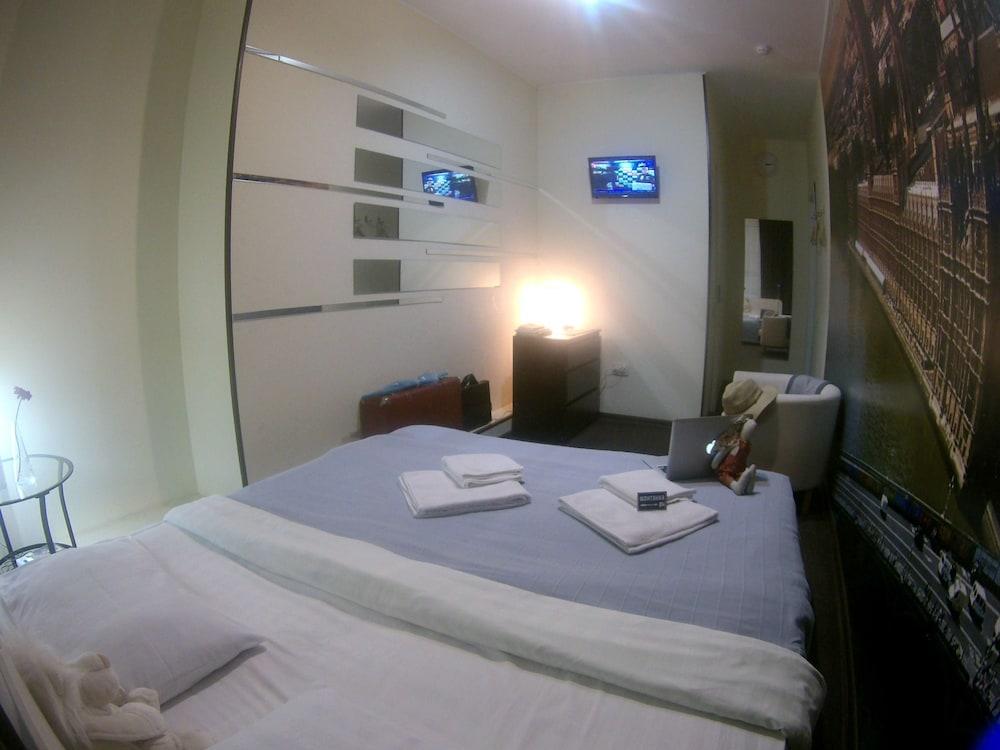 Fontanka 64 Mini Hotel