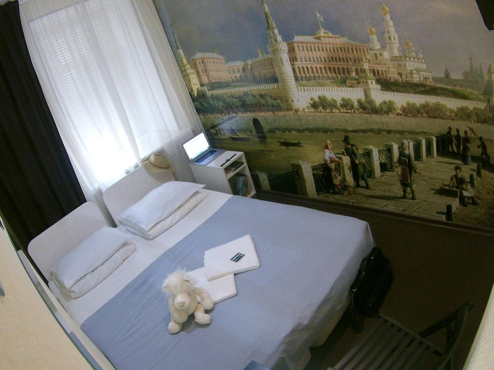 Fontanka 64 Mini Hotel