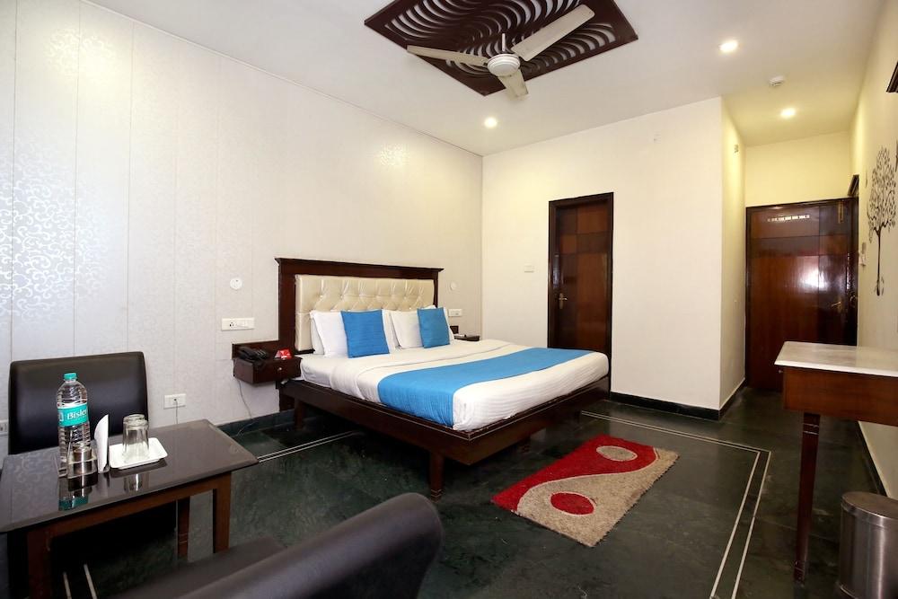 OYO 3987 Hotel Multitech