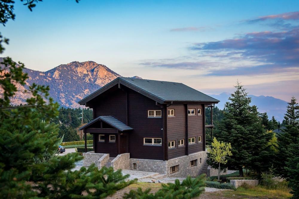 Aelia Hospitality Parnassos