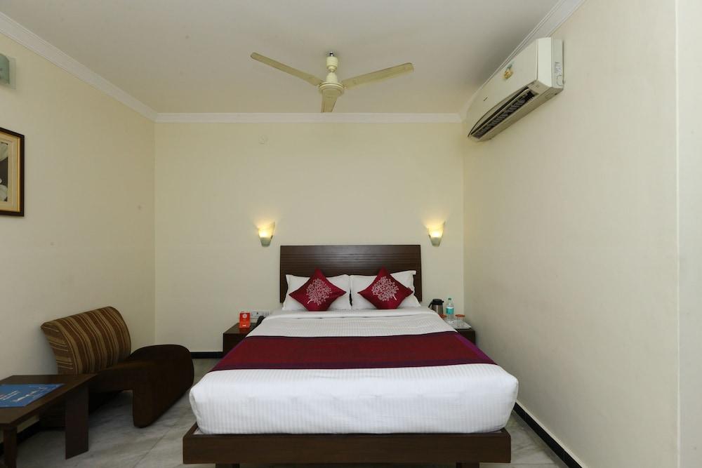 OYO Flagship 470 near US Consulate