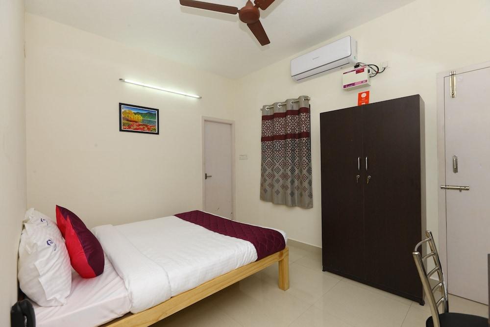 OYO 9260 Olive Castles Inn