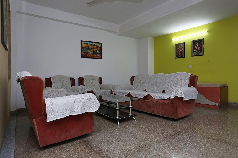 OYO 6540 Tirupati Residency