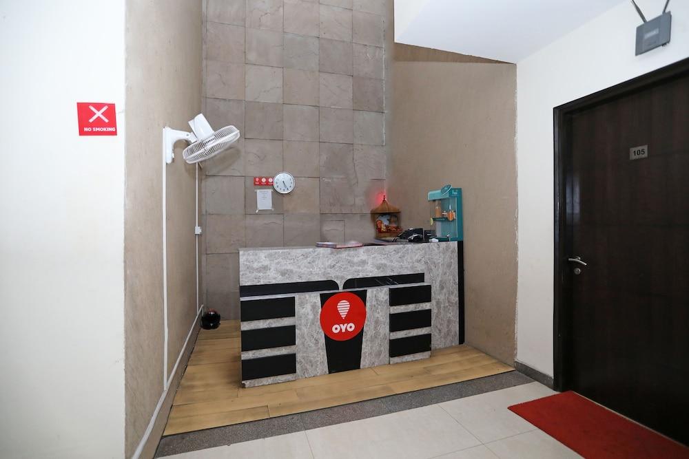 OYO 6558 SD Royal Inn