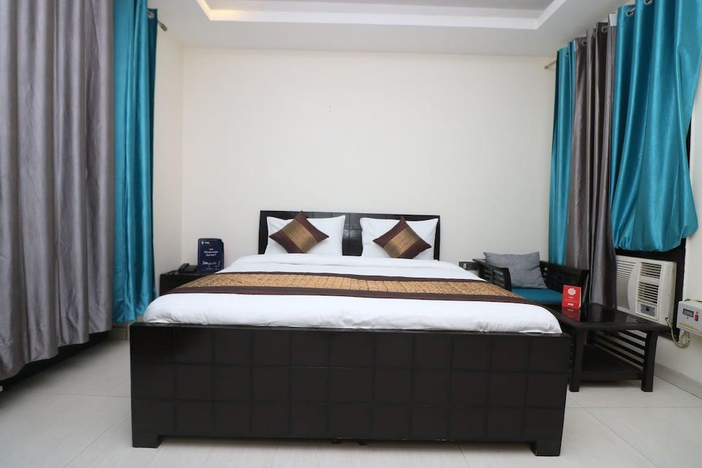 OYO 9994 Springs Homes