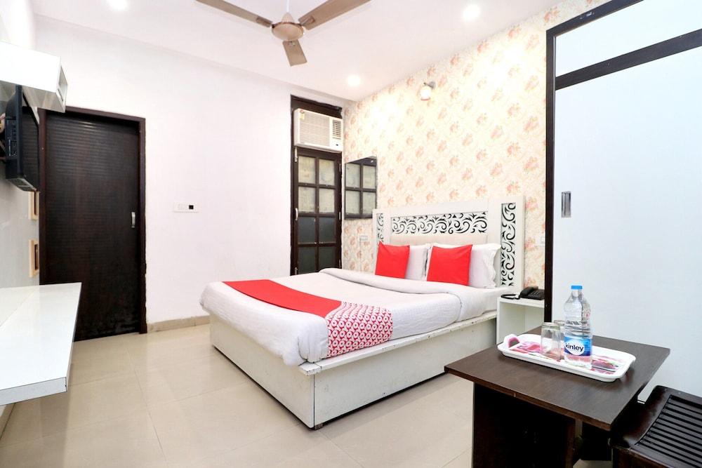 OYO 3145 Hotel Sunder