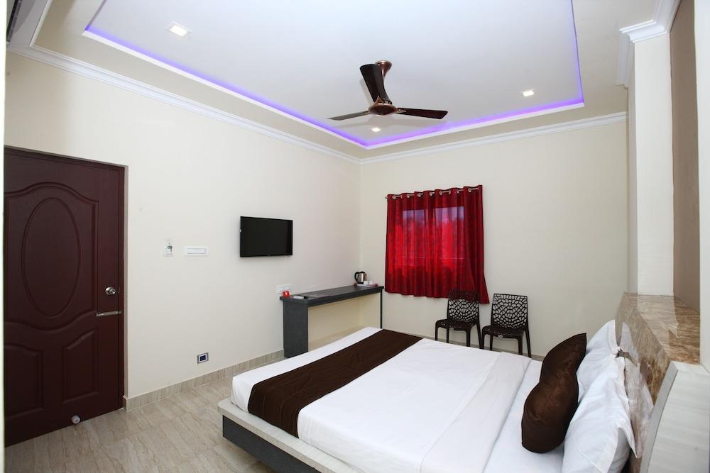 OYO 8446 Bouvana Residency