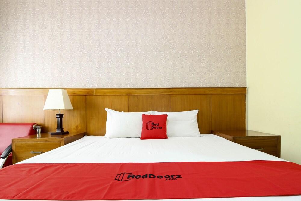 RedDoorz @ Seturan Raya 2