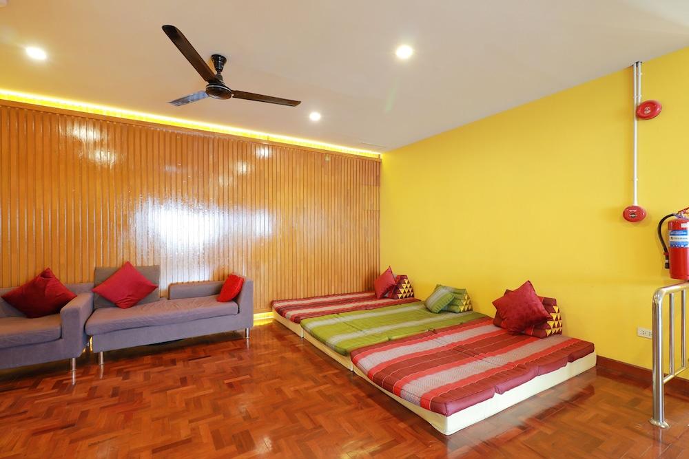 OYO 531 Le Light House & Hostel