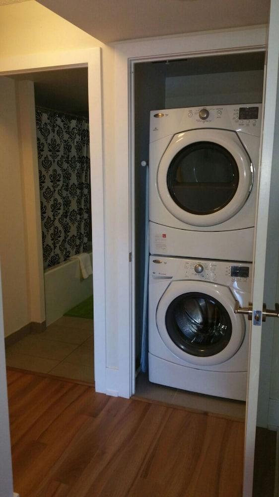 Pelicanstay in Downtown Toronto