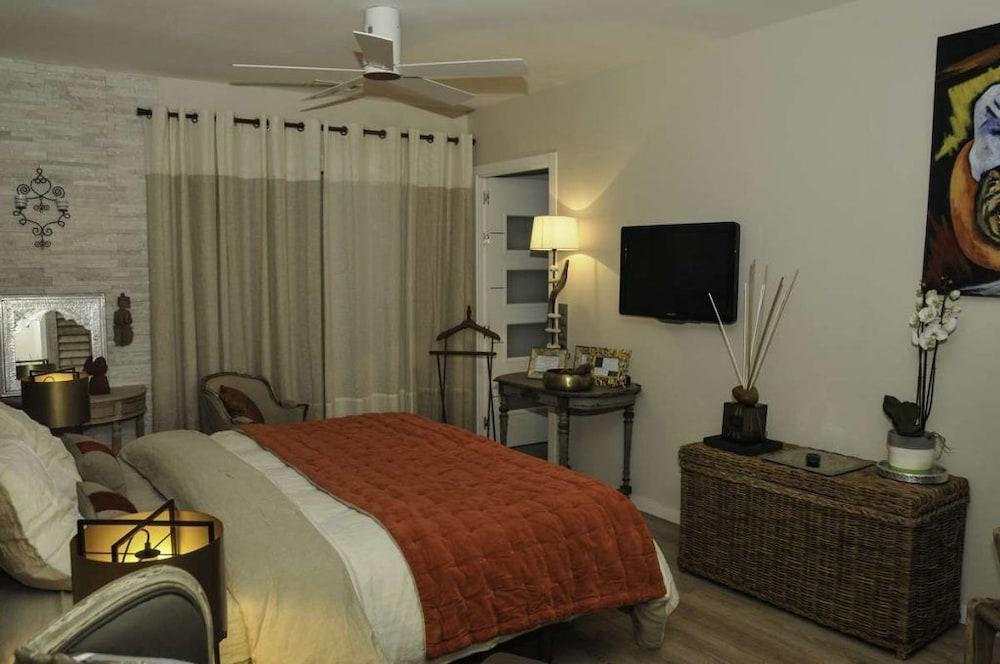 Escapades Lointaines Chambres d'hôtes B&B