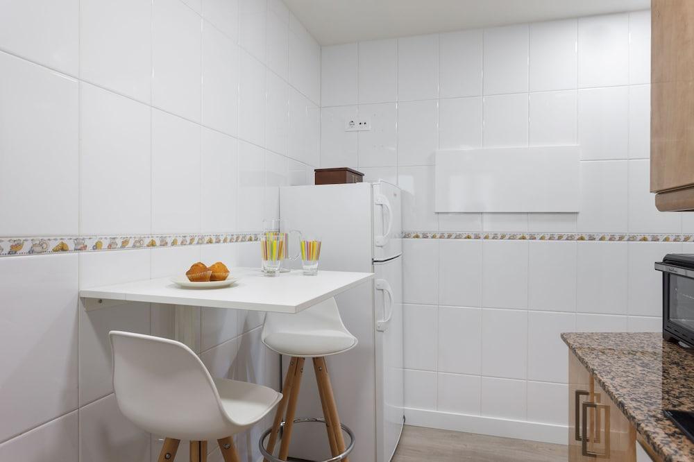 BCN Design Apartment with Portable Wifi