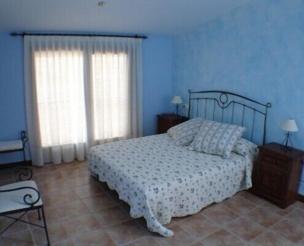 Hotel Hort De Fortunyo