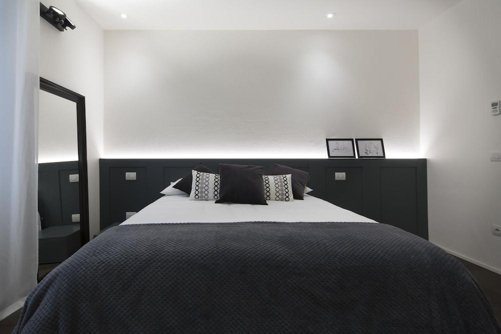 Emilia Suite Express