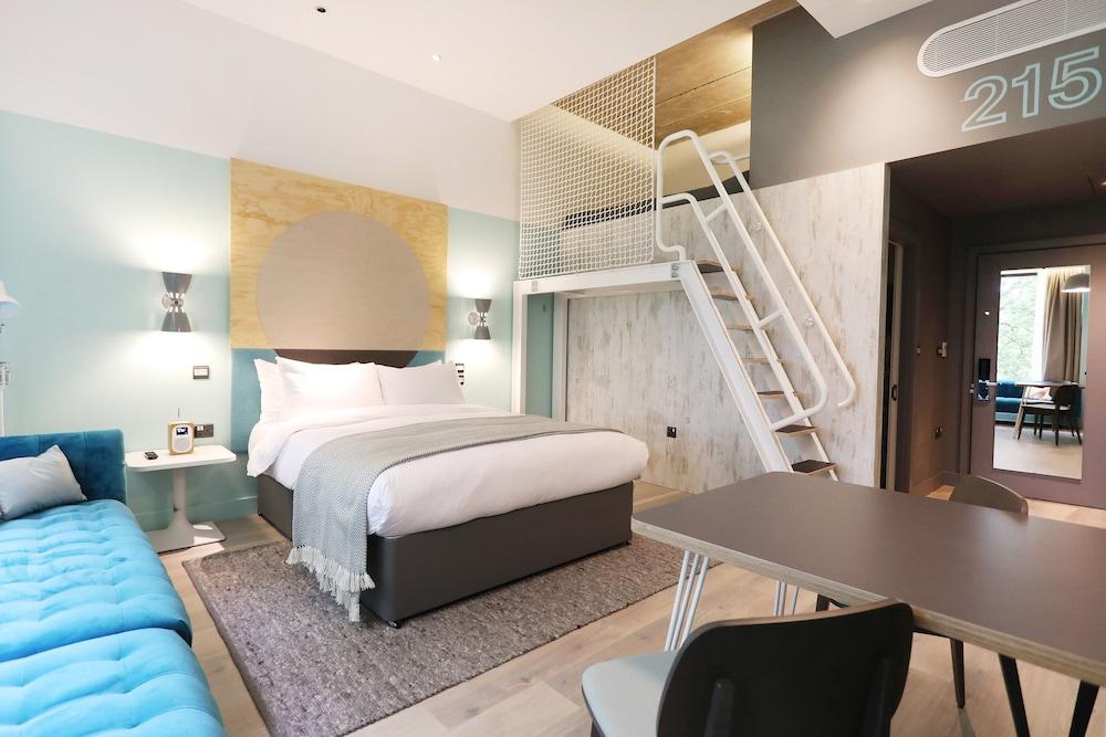 room2 Southampton Hometel