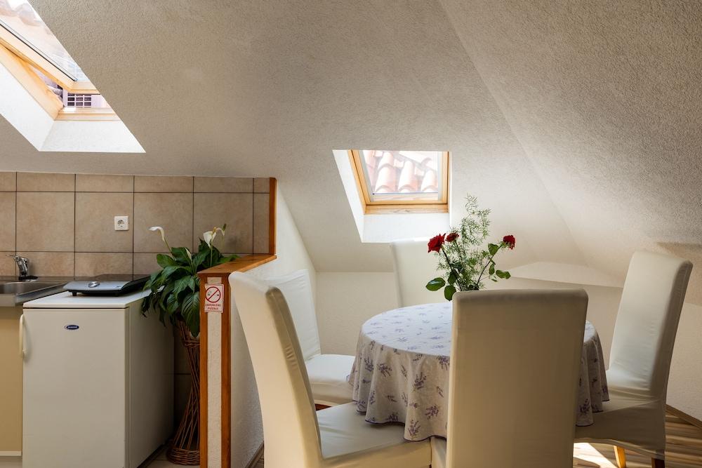 Old Town Sunrise Apartments