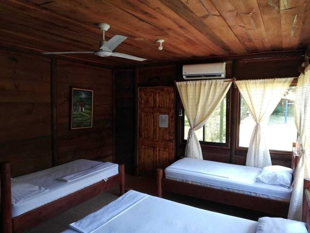 Hotel Canto de Ballenas