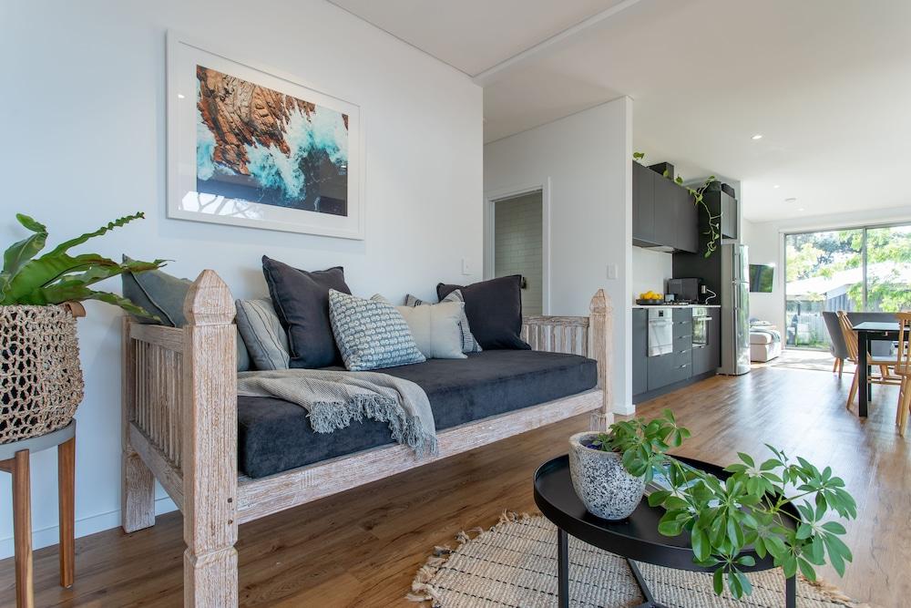 160 Steps from Yallingup Beach